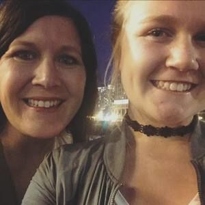 Meet your Posher, Crissy